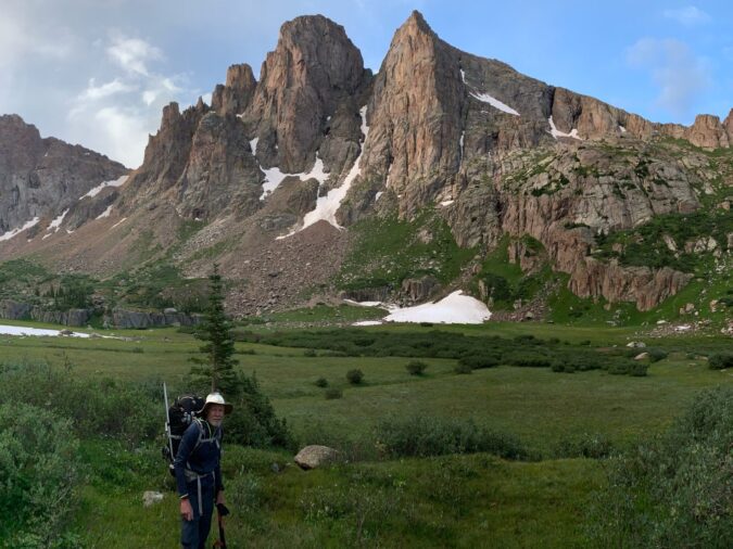 Hike into Pigeon and Turret peaks